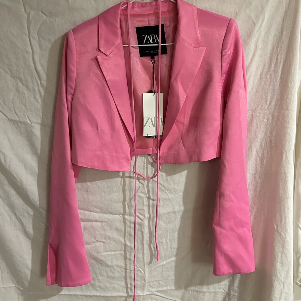 Zara Women's Pink Cropped Blazer